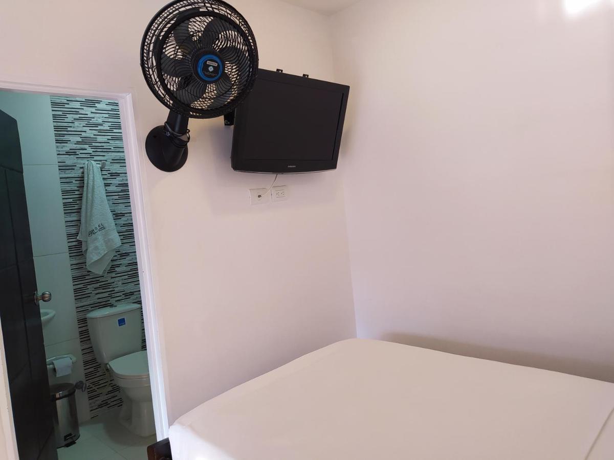Hotel Brisas Del Norte Roldanillo Eksteriør bilde